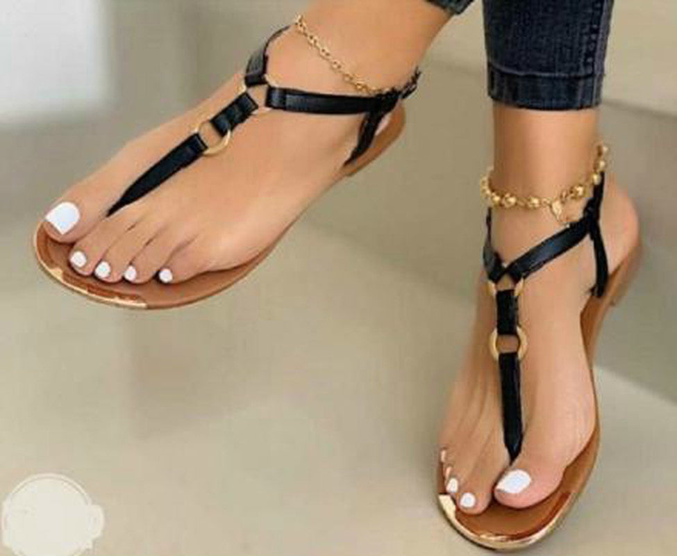 Toe flat sandals