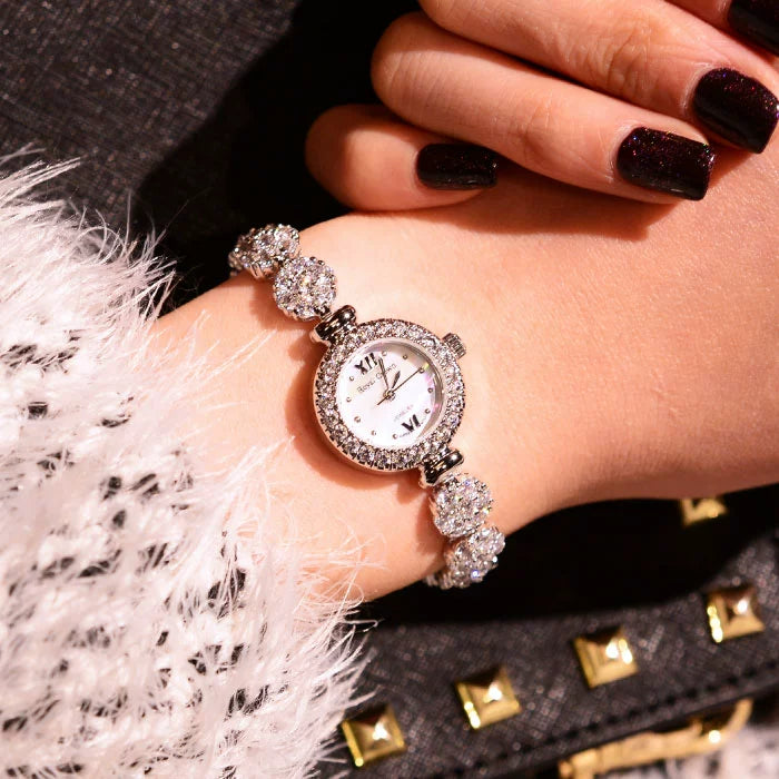 Mermaid Watch Women's Accessible Luxury Minority Fashion Zircon Rhinestone Bracelet Watch Small Dial Women's Watch Waterproof