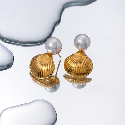Shell Shape Earrings