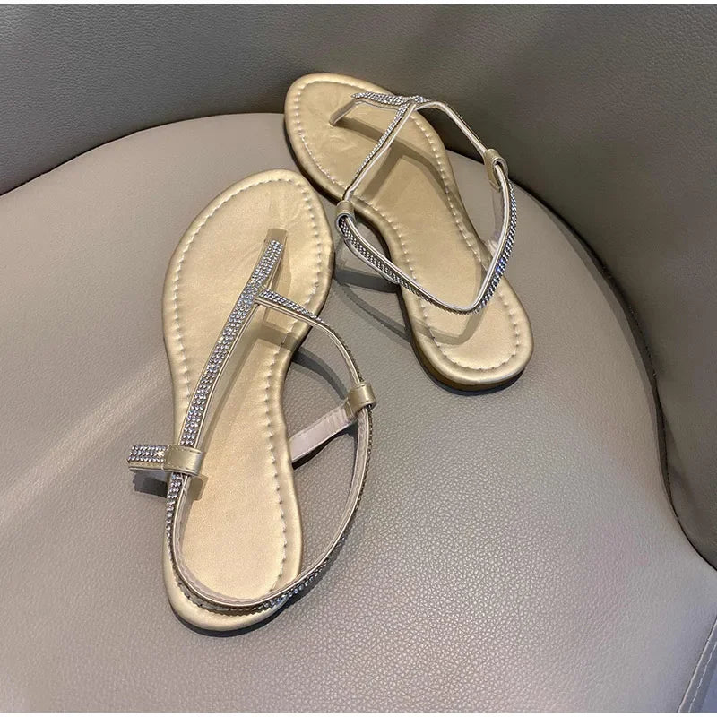 Ladies Sandals 2022 New Summer Rome Fashion Rhinestone Thong Flat Sandals Seaside Beach Casual Sandals Back Strap Plus Size 43